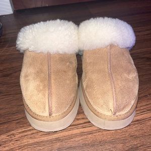 UGG Disquette Slippers